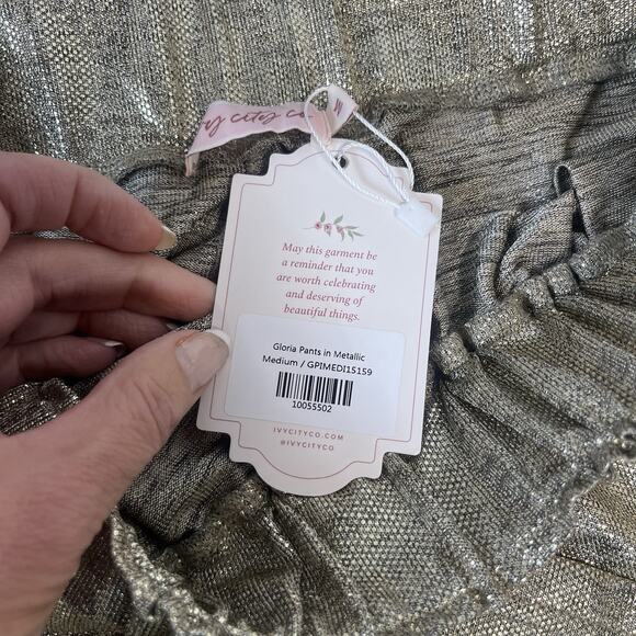 Ivy City Co Gloria Pants in Metallic size Medium Gold Sparkle Stretch Glamour - Picture 6 of 9